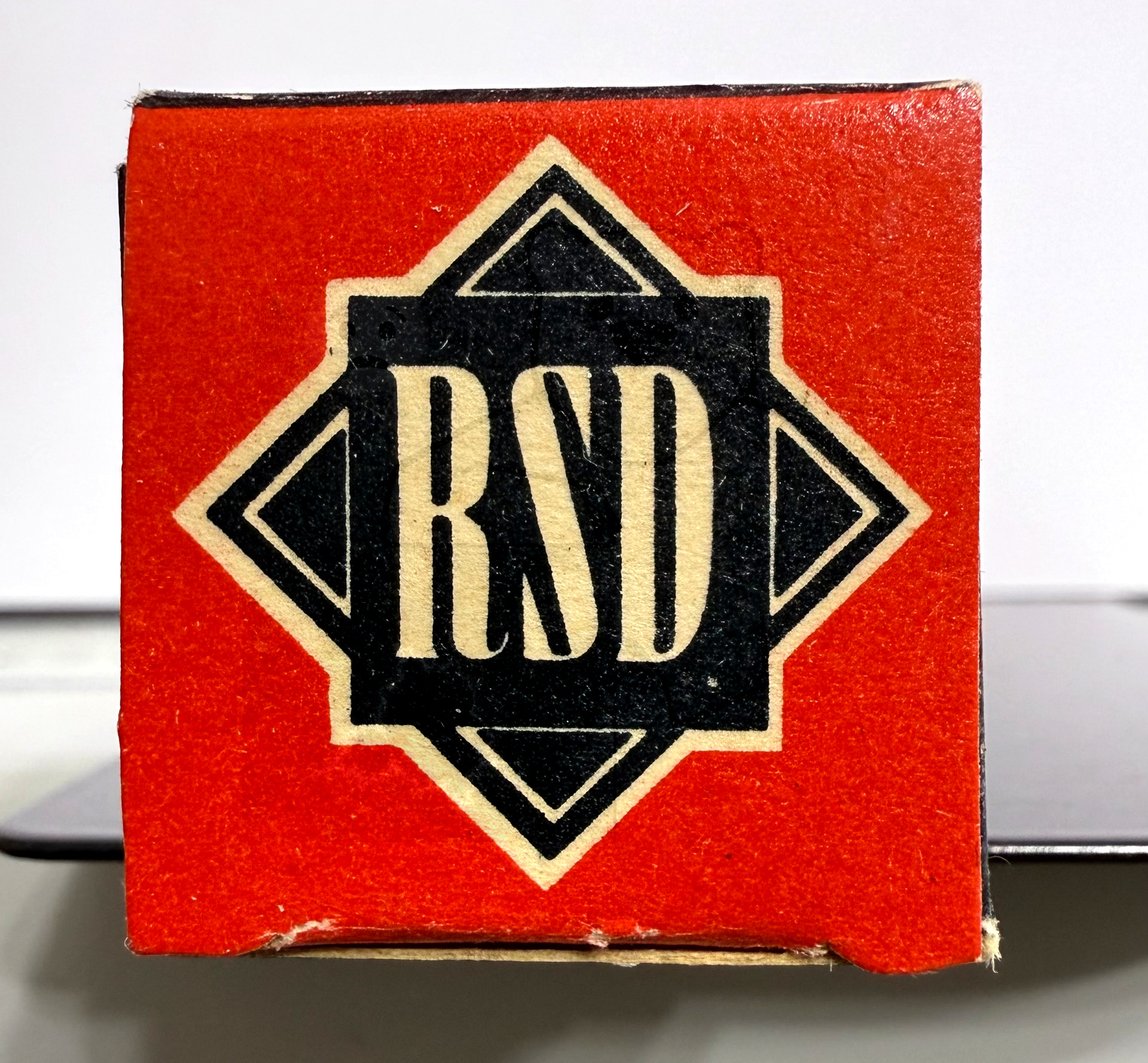 Röhre EM83 #5898 Verpackung Bild 5